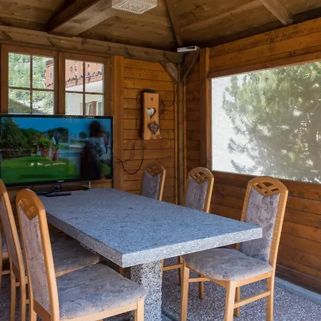 Haus Adora By Interhome דירה *